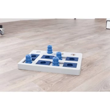 KT26.Trixie Chess Strategy Game - stratégiai játék (level 2) kutyák részére (40x10x27cm)