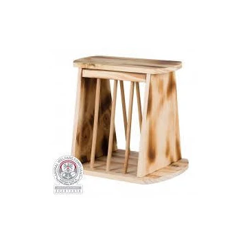 Trixie Free-Standing Hanging Hay Manger - szénatartó rács (fából) ketrecbe  (25x22x18cm)