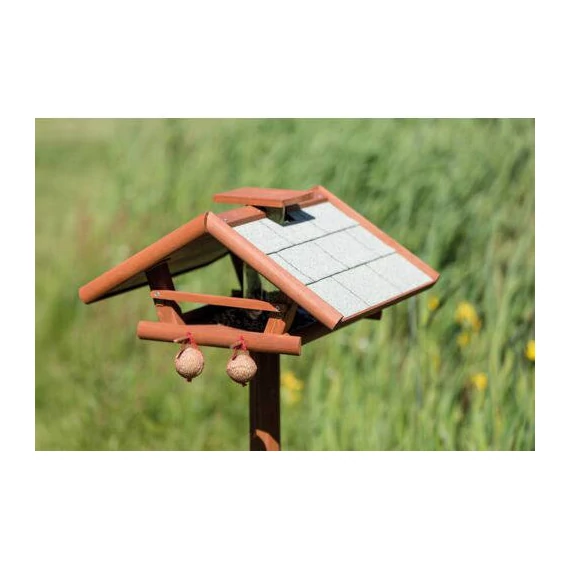Trixie Bird Feeder - Kerti madáretető (fenyőfából) vadmadarak részére (55x27x53cm)